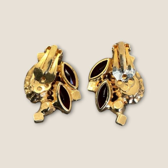 Vintage Aurora Borealis Clip-On Earrings With Rhinestones & Gold-Tone Metal - Picture 3 of 5